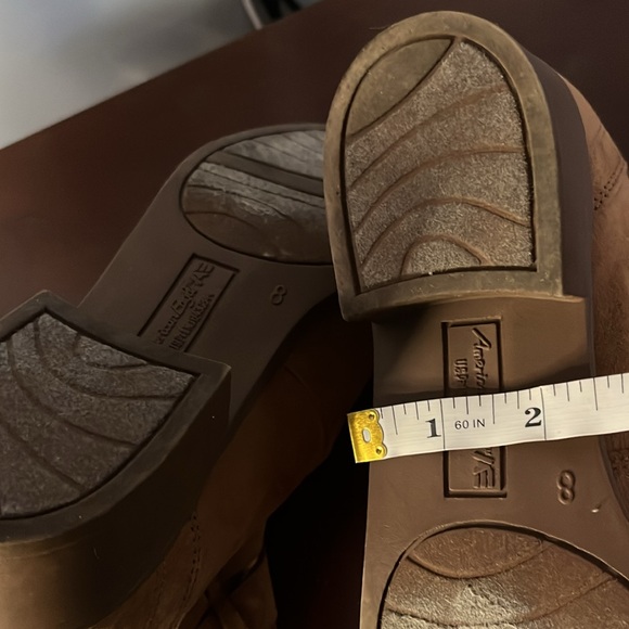 American Eagle tan suede ankle booties, size 8. - Picture 9 of 11